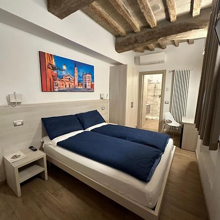 Residenza Pezzani Hotel Парма Екстериор снимка