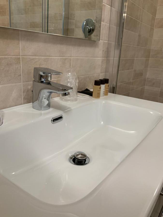Residenza Pezzani Hotel Парма Екстериор снимка