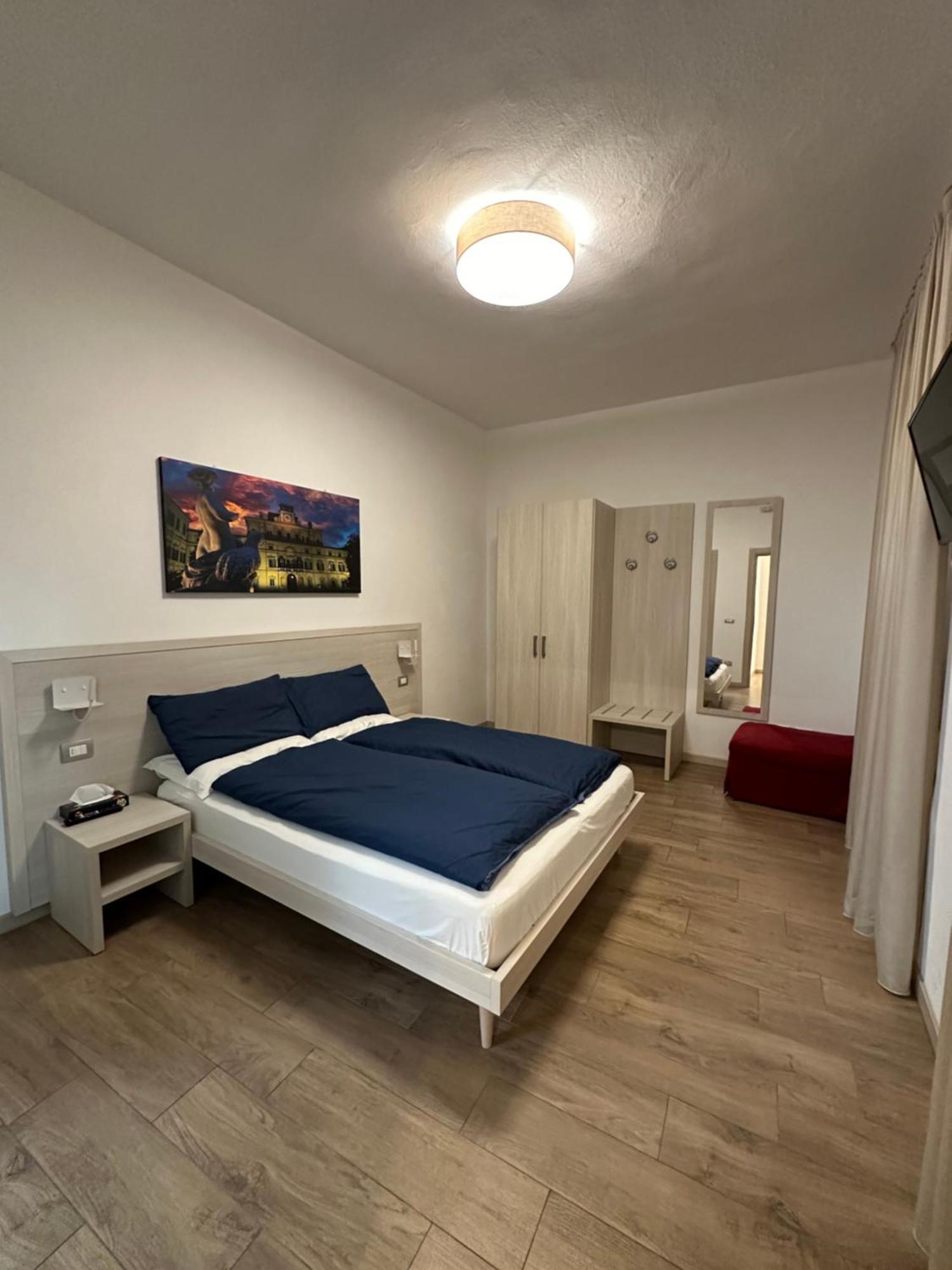 Residenza Pezzani Hotel Парма Екстериор снимка