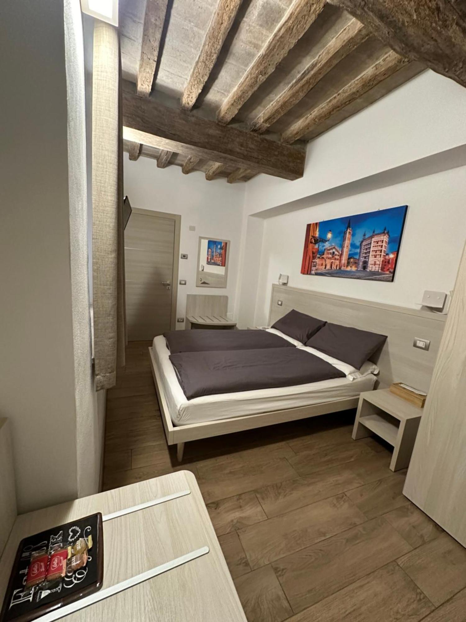 Residenza Pezzani Hotel Парма Екстериор снимка